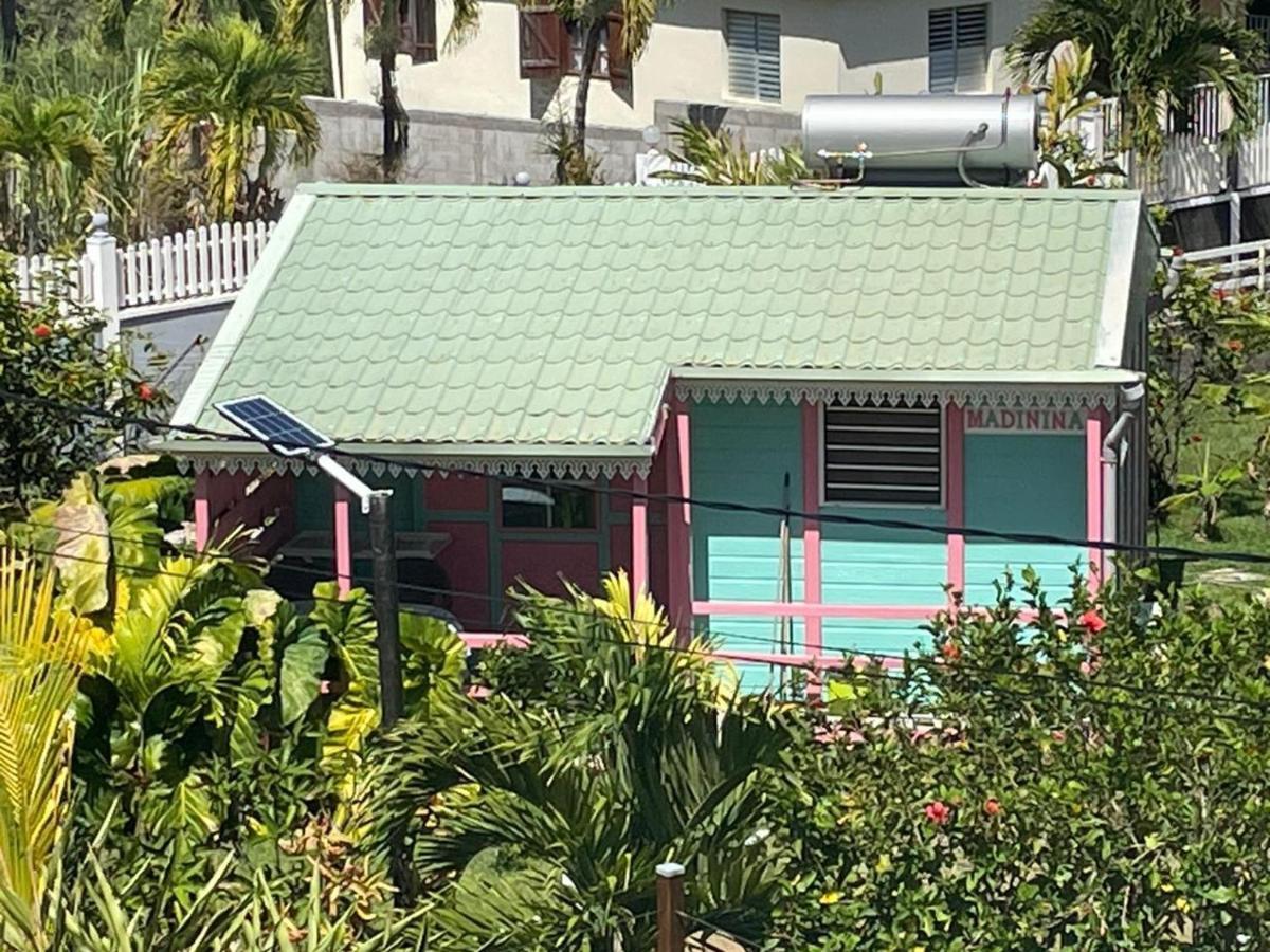 Au Coeur Du Papillon Vila Goyave Exterior foto