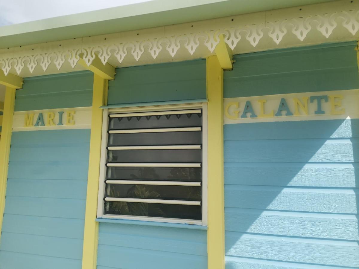 Au Coeur Du Papillon Vila Goyave Exterior foto